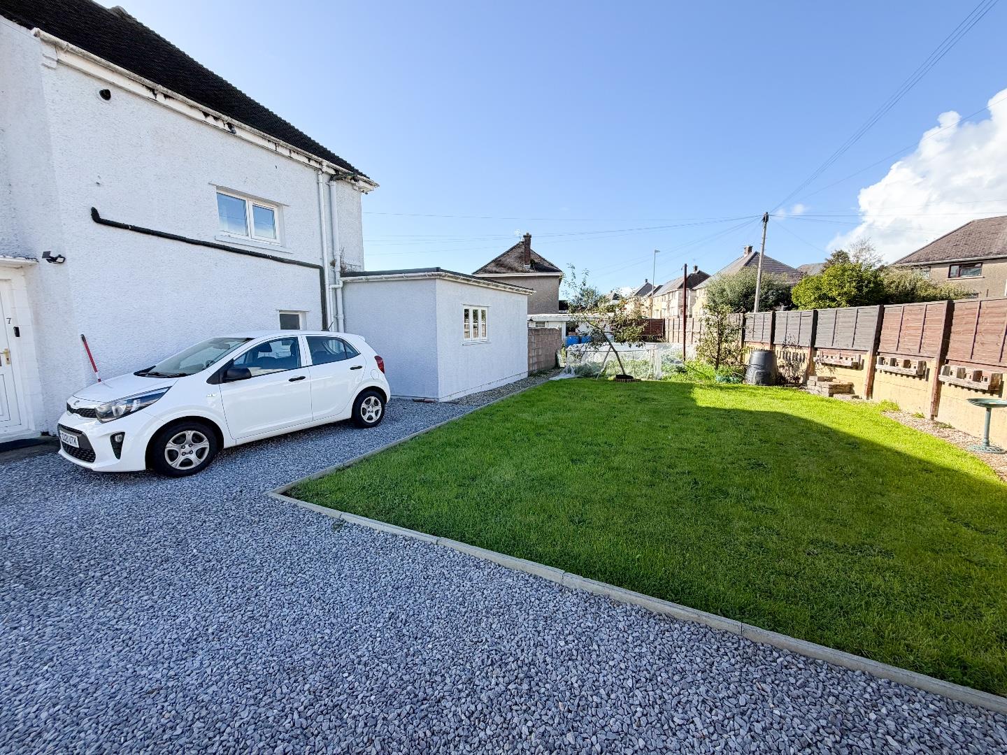 Brynteg Avenue, Pyle, Bridgend County Borough, CF33 6BB